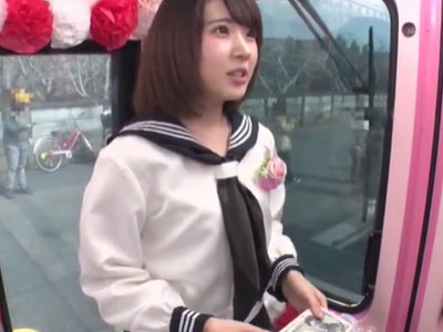 「ぇ‥手で‥？」ロリ系美少女が企画で勃起ちんぽを手コキ抜き