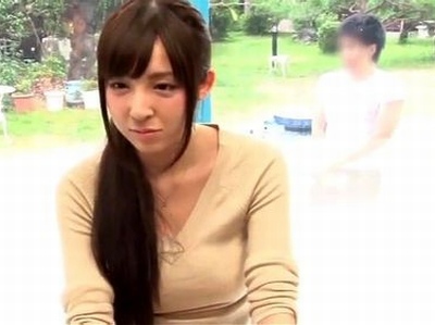 アイドルレベルに可愛いスーパー美少女！！！外で彼氏が待っているのにガッツリ中出しされてしばらく失神状態ｗ