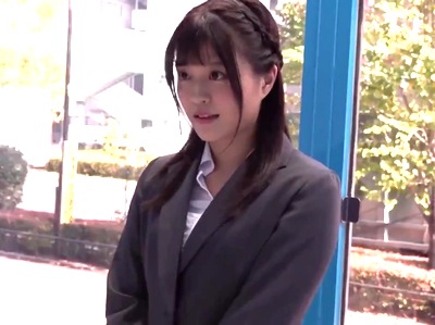 就職活動真っただ中JD！！！集団面接でも絶対に一番可愛い美少女に半ベソ中出し